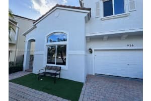 926 NW 126th Ave, Coral Springs, FL 33071, Sold 02/20/24