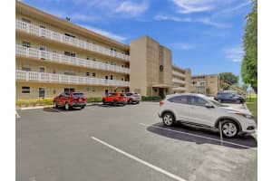 1025 SE 2nd Ave APT 304, Dania Beach, FL 33004, Sold 04/12/24