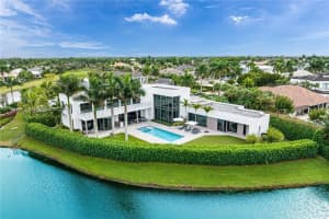 7677 Stonehaven Ln, Boca Raton, FL 33496, Sold 08/30/24