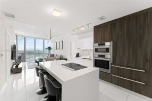 851 NE 1st Ave #2308, Miami, FL 33130, Sold 12/05/24