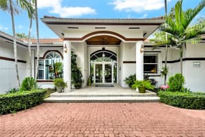 5750 SW 67th Ave, South Miami, FL 33143, Sold 04/02/25