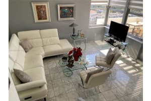 2899 Collins Ave PH H, Miami, FL 33140, Sold 04/16/24