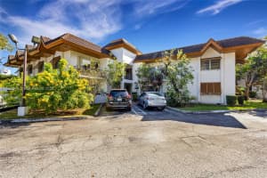 9304 SW 77th Ave APT C8, Miami, FL 33156, Sold 01/30/24