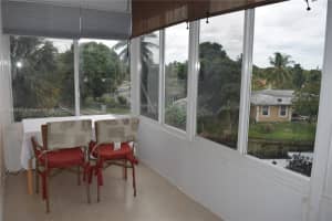4270 NW 40th St APT 306, Lauderdale Lakes, FL 33319, Sold 05/13/24