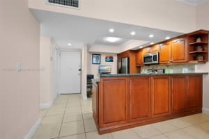 1351 NE Miami Gardens Dr #1712e, Miami, FL 33179, Sold 06/04/24