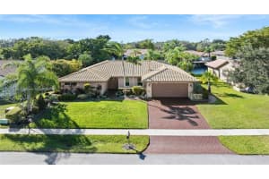 9080 NW 14th St, Plantation, FL 33322, Sold 02/06/24