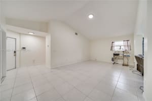 10040 SW 12th St, Pembroke Pines, FL 33025, Sold 01/19/24