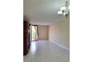 1750 W 46th St APT 327, Hialeah, FL 33012, Sold 04/11/24