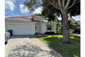 8332 SW 44th Pl, Davie, FL 33328, Sold 03/29/24