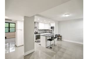 20291 NE 30th Ave, Aventura, FL 33180, Sold 02/01/24