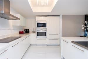 200 Sunny Isles Blvd, Sunny Isles Beach, FL 33160, Sold 05/03/24