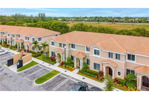 2459 SE 10th St #1, Homestead, FL 33035, Sold 02/02/24
