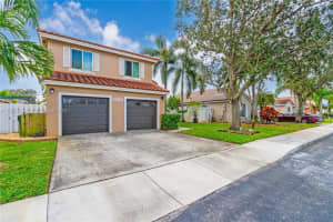 16536 NW 8th St, Pembroke Pines, FL 33028, Sold 02/29/24