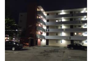 1700 NE 191st St APT 304, Miami, FL 33179, Sold 10/24/24