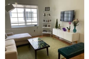 1000 Meridian Ave APT 8, Miami Beach, FL 33139, Sold 04/19/24