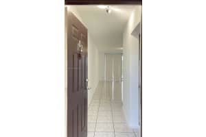 208 Lake Pointe Dr APT 102, Oakland Park, FL 33309, Sold 03/20/24