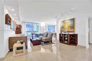 19101 NE 36th Ct, Aventura, FL 33180, Sold 03/06/24