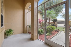 655 SE 30th Dr, Homestead, FL 33033, Sold 02/26/24