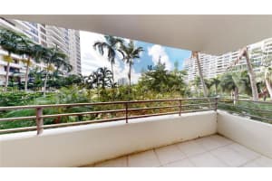 2500 Parkview Dr APT 412, Hallandale Beach, FL 33009, Sold 07/02/24