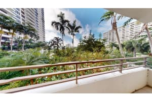 2500 Parkview Dr APT 412, Hallandale Beach, FL 33009, Sold 07/02/24
