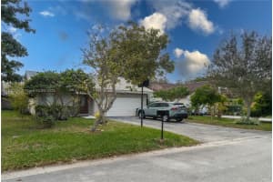 11466 NW 23rd St, Coral Springs, FL 33065, Sold 02/28/24