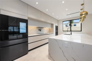 21126 NE 33rd Ave, Miami, FL 33180, Sold 04/19/24