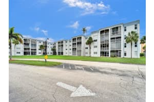 608 NE 2nd St APT 432, Dania Beach, FL 33004, Sold 01/31/24