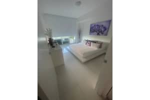 7751 NW 107th Ave Apt 409, Doral, FL 33178, Sold 07/03/24