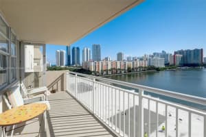 250 174th St APT 817, Sunny Isles Beach, FL 33160, Sold 07/08/24