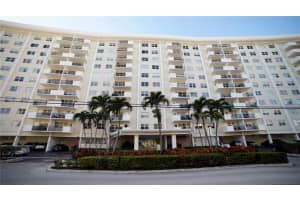 401 Golden Isles Dr APT 412, Hallandale Beach, FL 33009, Sold 03/01/24