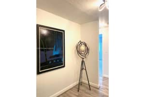 1408 Brickell Bay Dr APT 607, Miami, FL 33131, Sold 02/08/24