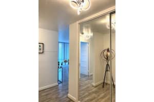 1408 Brickell Bay Dr APT 607, Miami, FL 33131, Sold 02/08/24