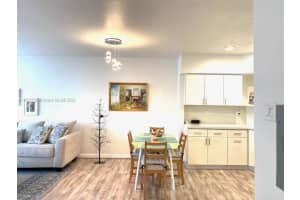 1408 Brickell Bay Dr APT 607, Miami, FL 33131, Sold 02/08/24