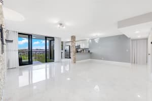 106 Lake Emerald Dr APT 403, Oakland Park, FL 33309, Sold 04/11/24