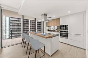1000 Brickell Plaza Unit 1915, Miami, FL 33131, Sold 08/15/24
