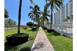 2899 Collins Ave APT 601, Miami Beach, FL 33140, Sold 12/20/23