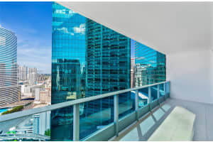 200 Biscayne Blvd Way APT 3310, Miami, FL 33131, Sold 06/12/24