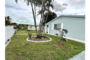 550 NW 189th St, Miami, FL 33169, Sold 09/20/24