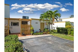 1402 SW 131st Pl Cir E, Miami, FL 33184, Sold 03/14/24