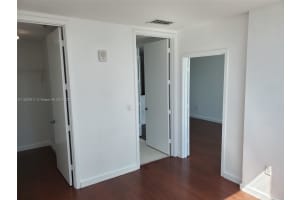 2200 NE 4th Ave APT 806, Miami, FL 33137, Sold 02/16/24