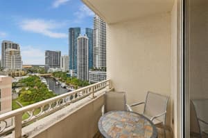 511 SE 5th Ave APT 1415, Fort Lauderdale, FL 33301, Sold 04/15/24