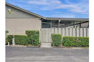 8072 Ambach Way 21 a, Hypoluxo, FL 33462, Sold 02/27/24