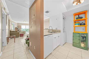 2415 NW 16th St Rd Apt 601-1, Miami, FL 33125, Sold 03/21/24