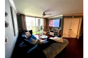 720 SW 111th Ave APT 208, Pembroke Pines, FL 33025, Sold 02/06/24