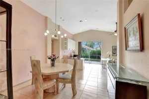 5130 Polly Park Ln, Boynton Beach, FL 33437, Sold 05/16/24