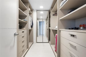 17111 Biscayne Blvd Unit 1508, Aventura, FL 33160, Sold 03/01/24