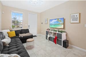 2398 SE 15th St, Homestead, FL 33035, Sold 04/05/24