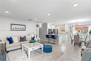 6 Vista Palm Ln APT 206, Vero Beach, FL 32962, Sold 03/25/24
