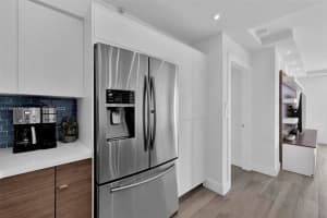 1155 Brickell Bay Dr APT 3103, Miami, FL 33131, Sold 05/17/24