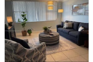 3180 S Ocean Dr APT 122, Hallandale Beach, FL 33009, Sold 06/20/24